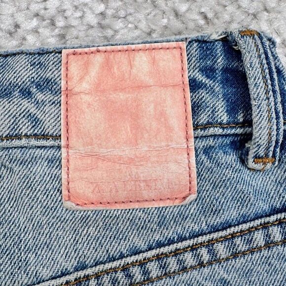 Zara Destroyed Knee High Waisted Straight Leg Jean Light wash - Picture 7 of 10